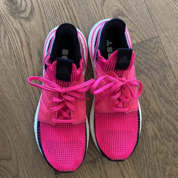 Adidas Women’s Ultra Boost 19 - Picture 5 of 6